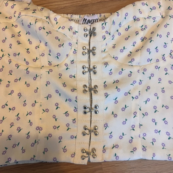 Princess Polly Floral Allyson Top - Picture 4 of 9